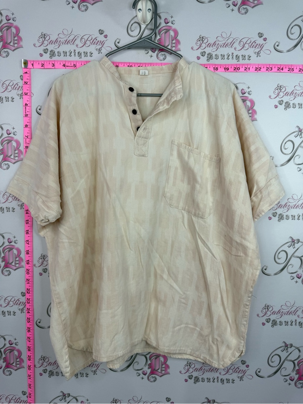 Vintage shirt Men's Cream Short-Sleeve Henley Shirt - Casual Pocket Tee